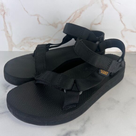 Teva Women’s Original Universal Sandals Black Size 8 Adjustable Straps Outdoor - Picture 1 of 8